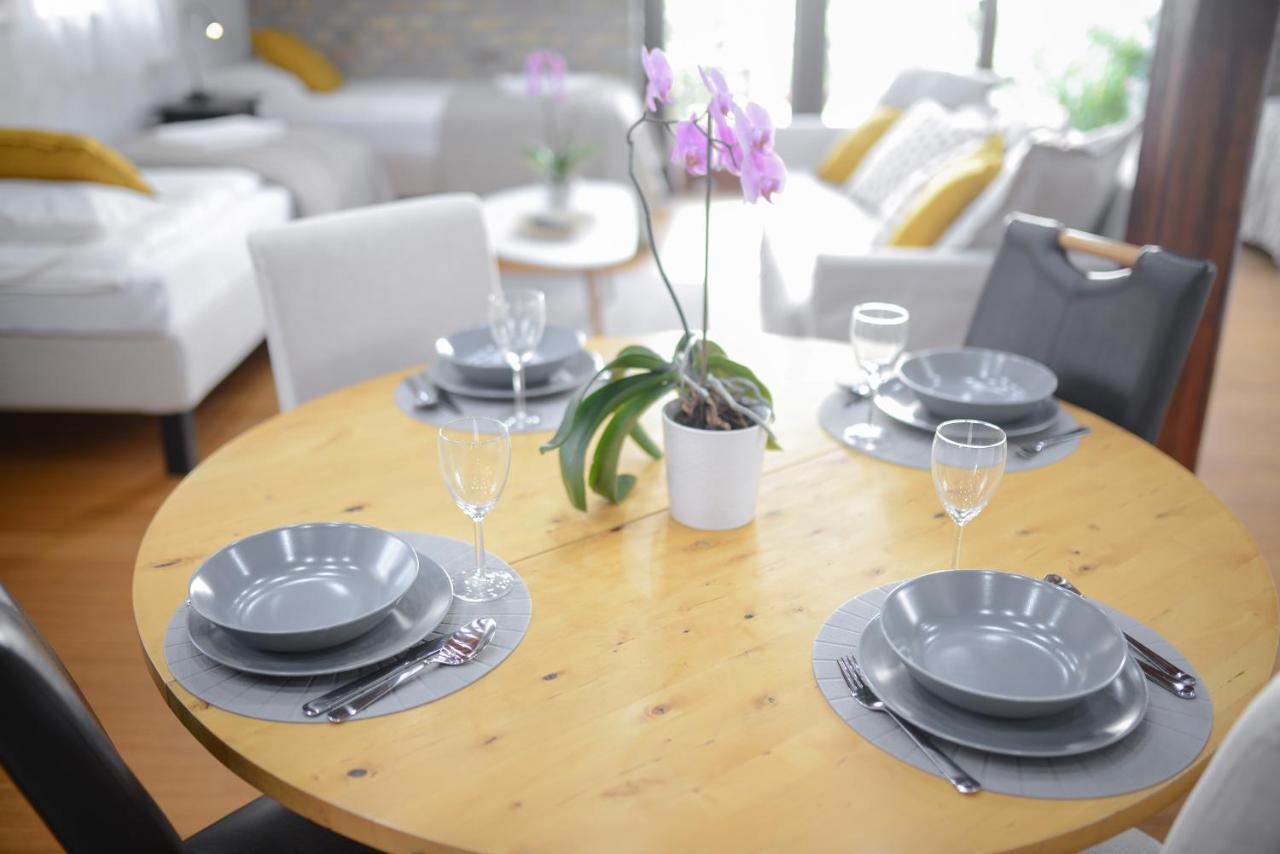 Somos Apartman Gyor Exterior photo